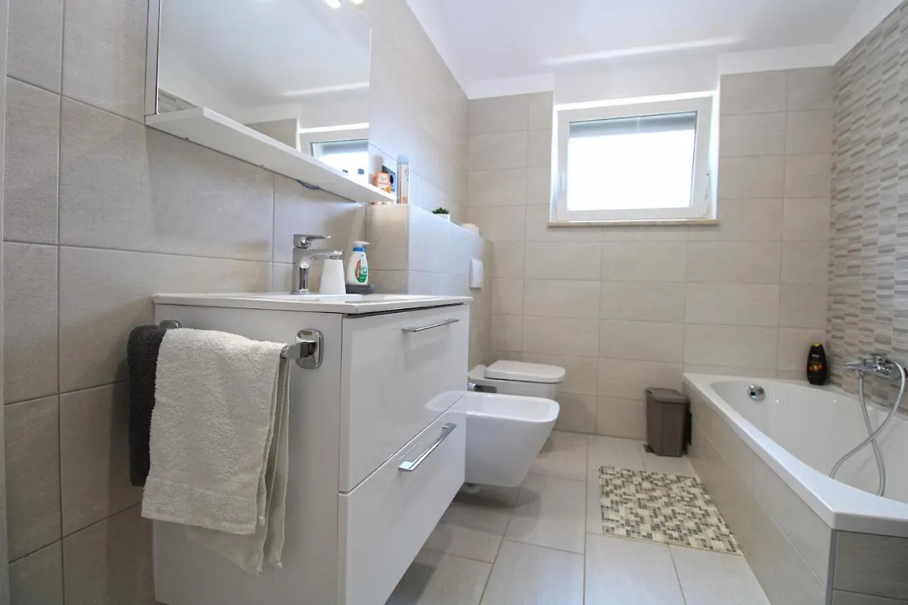 House Fazana 2283 Villa Croatia