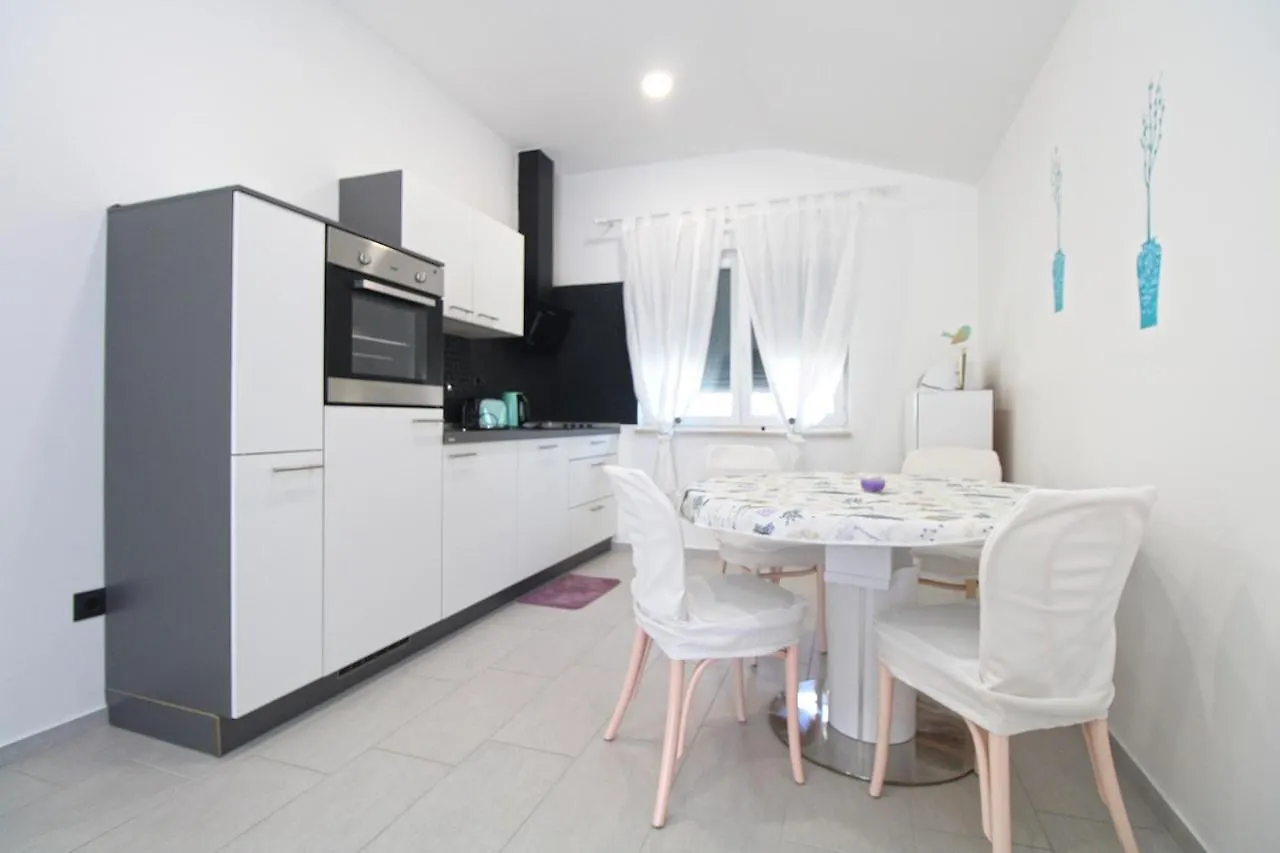 House Fazana 2283 Villa